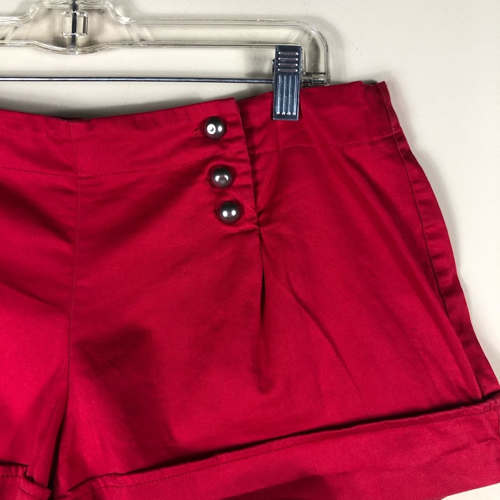 ✨SOLD✨ Lola Red Double Button Mini Shorts Size 13 - Picture 2 of 5